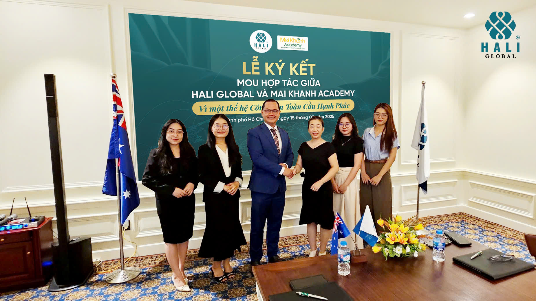 Lễ ký kết HALI Global