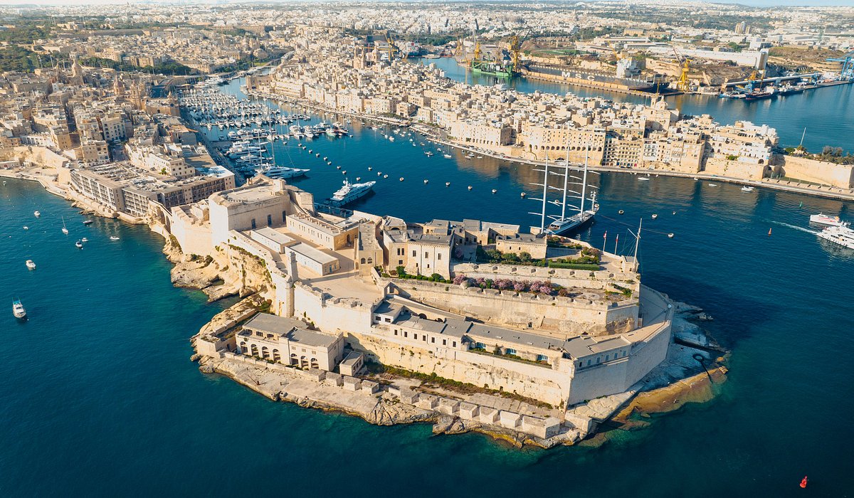 cong hoà malta HALI Global